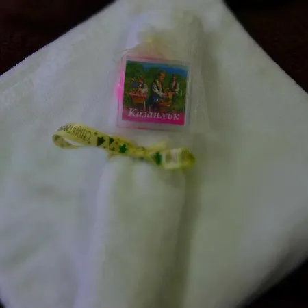 версай Kazanlŭk